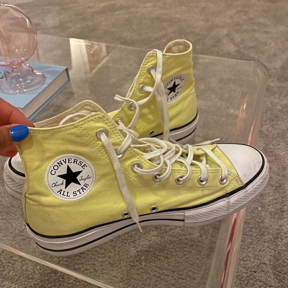 Yellow converse